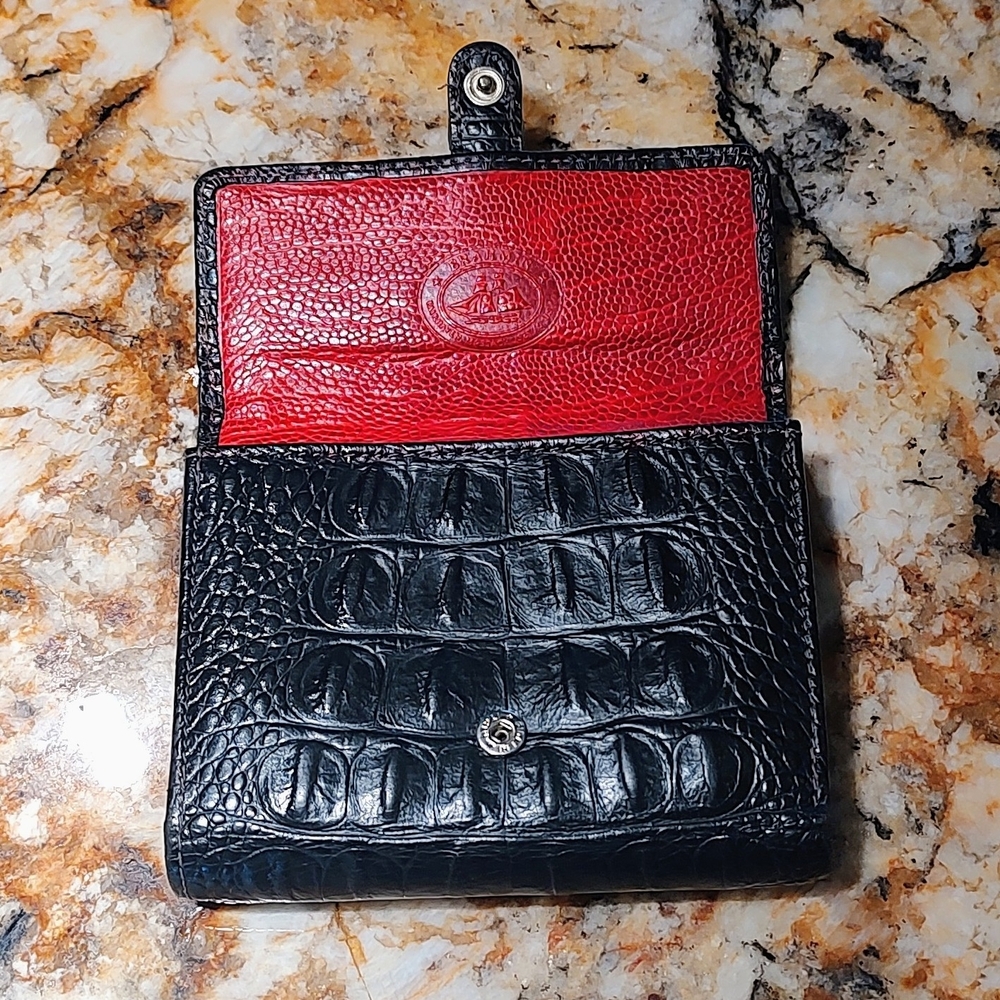 Brahmin Black and Red Croc-Embossed Leather Wallet with Buckle. Pre-owned - Picture 4 of 13